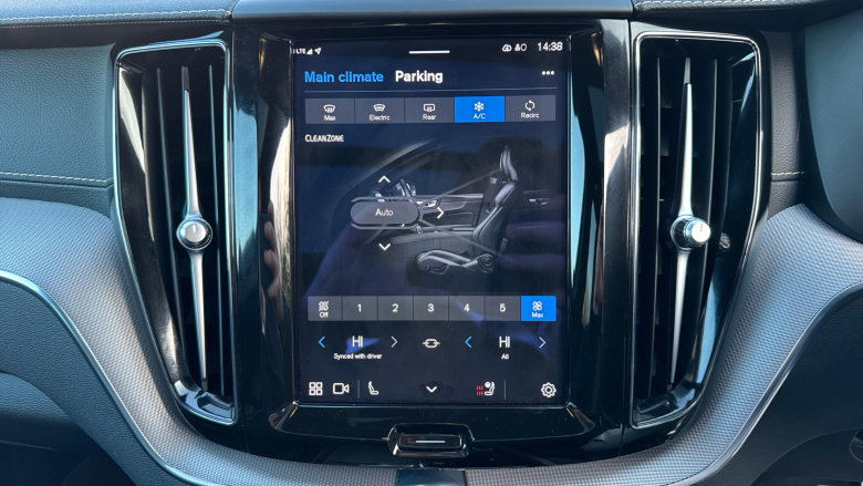 Volvo Xc60 2.0 T8 455 Recharge PHEV R DESIGN Pro 5dr AWD Auto Estate